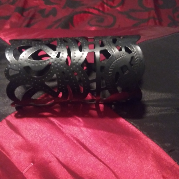 Arm cuff - Picture 4 of 4